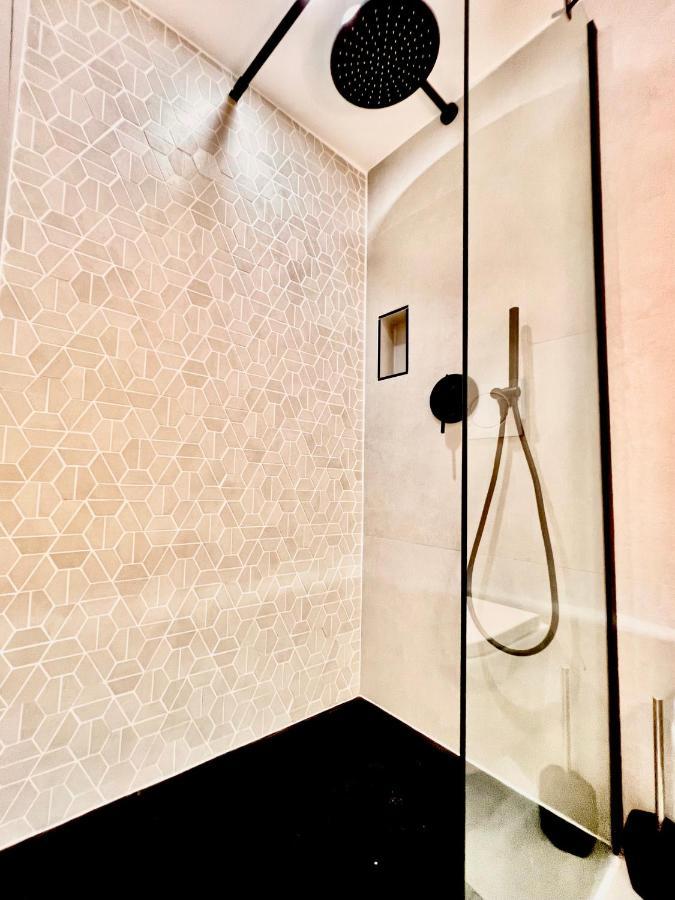 Duplex Le Gesu - Heart Of Old Town - Modern - Wifi - Clim Appartement Nice Buitenkant foto